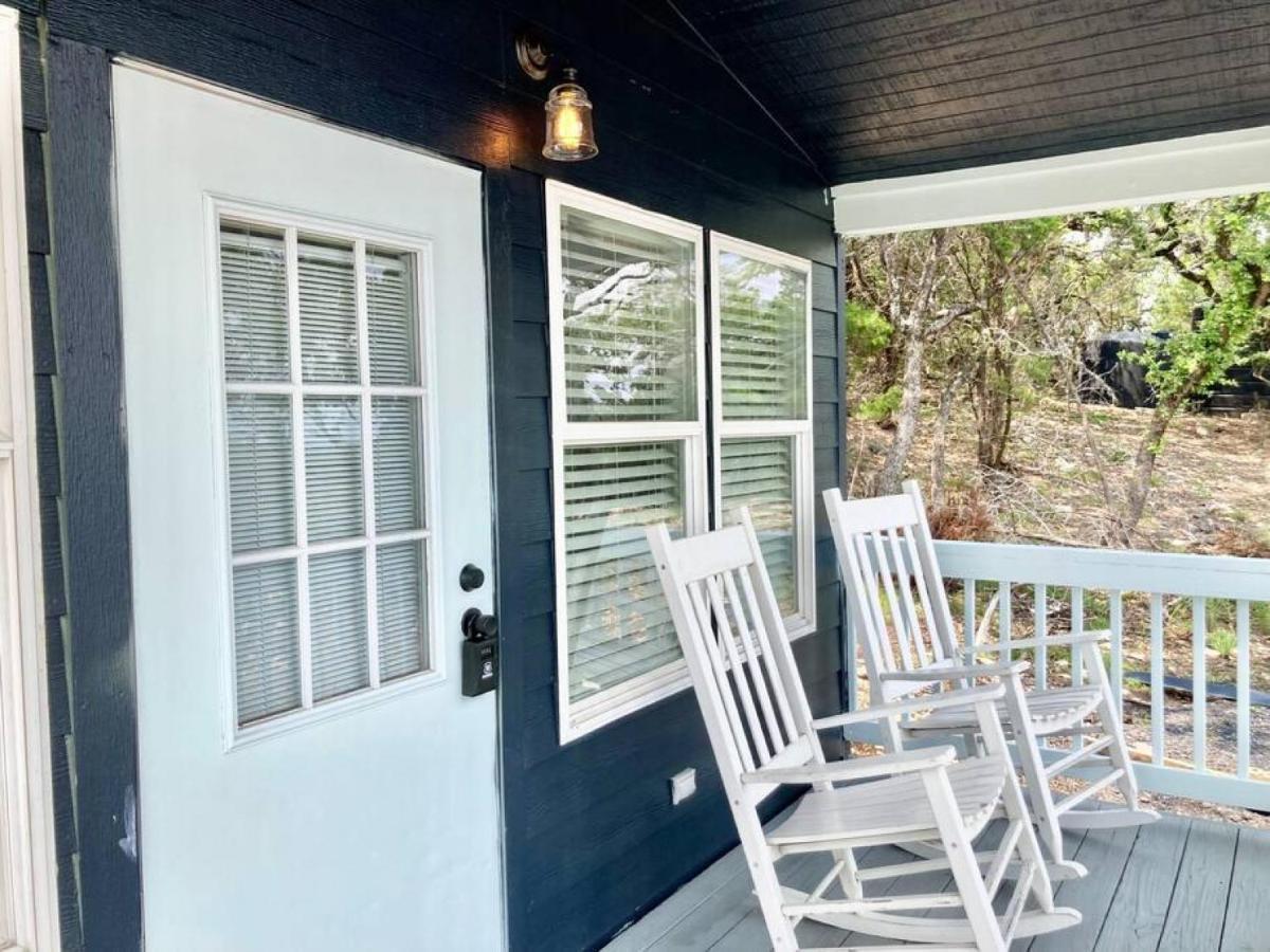 Spring Branch Nest - Texas Tiny House With A Big Viewヴィラ エクステリア 写真