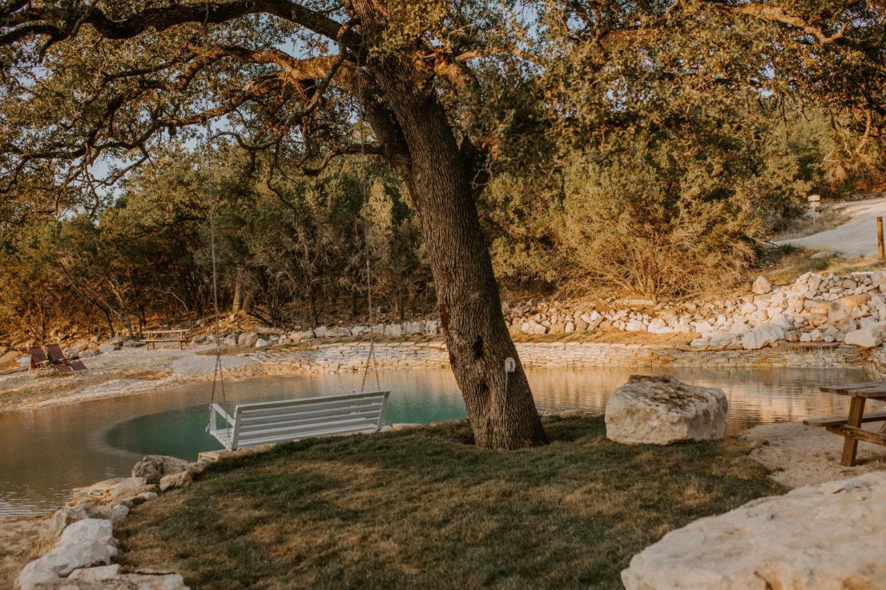 Spring Branch Nest - Texas Tiny House With A Big Viewヴィラ エクステリア 写真